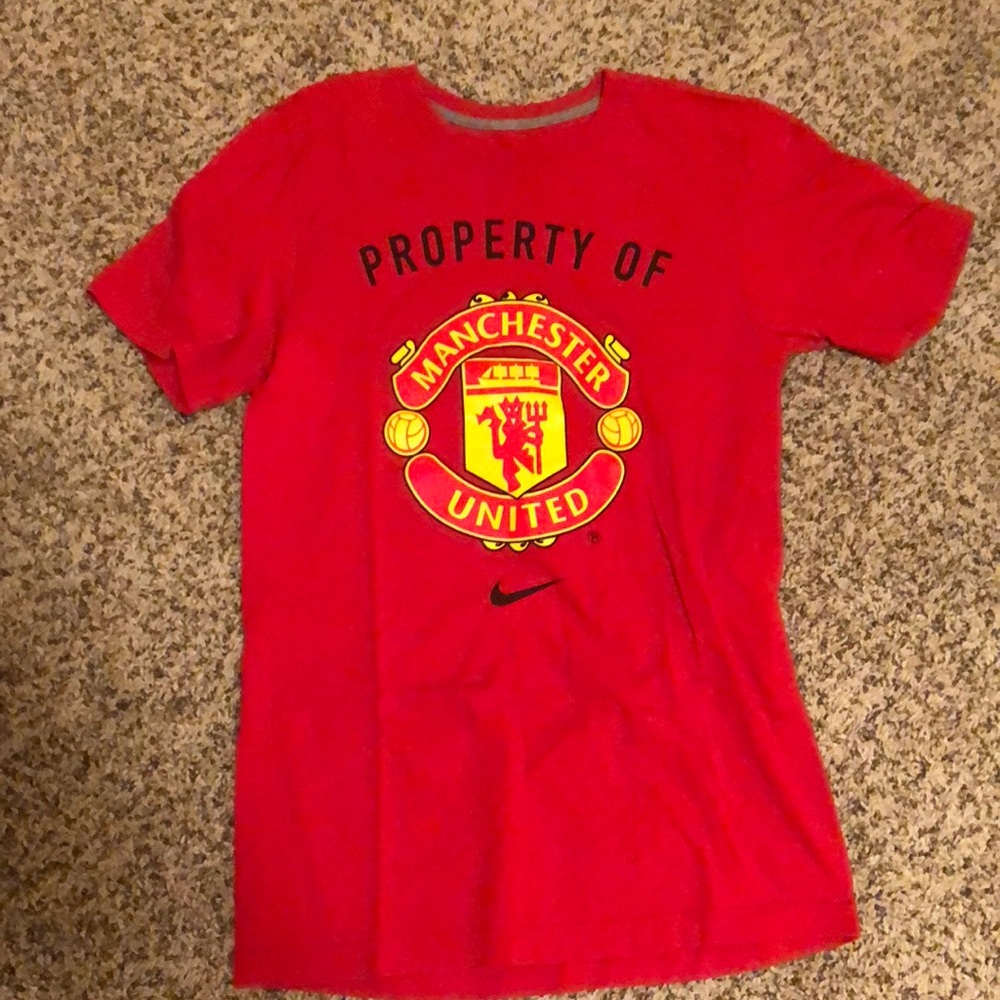 Manchester United Nike shirt